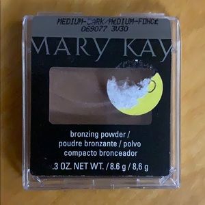 Mary Kay Bronzing Powder